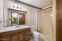 712 West 42nd Street, Joplin, MO 64804