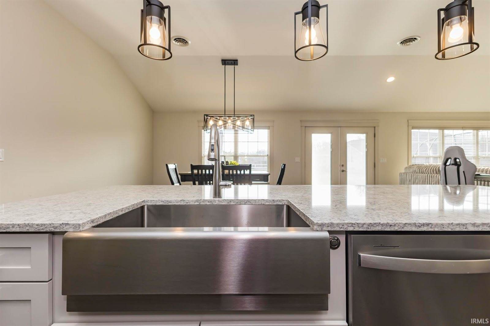 5513 W Sawgrass Way, Muncie, IN 47304