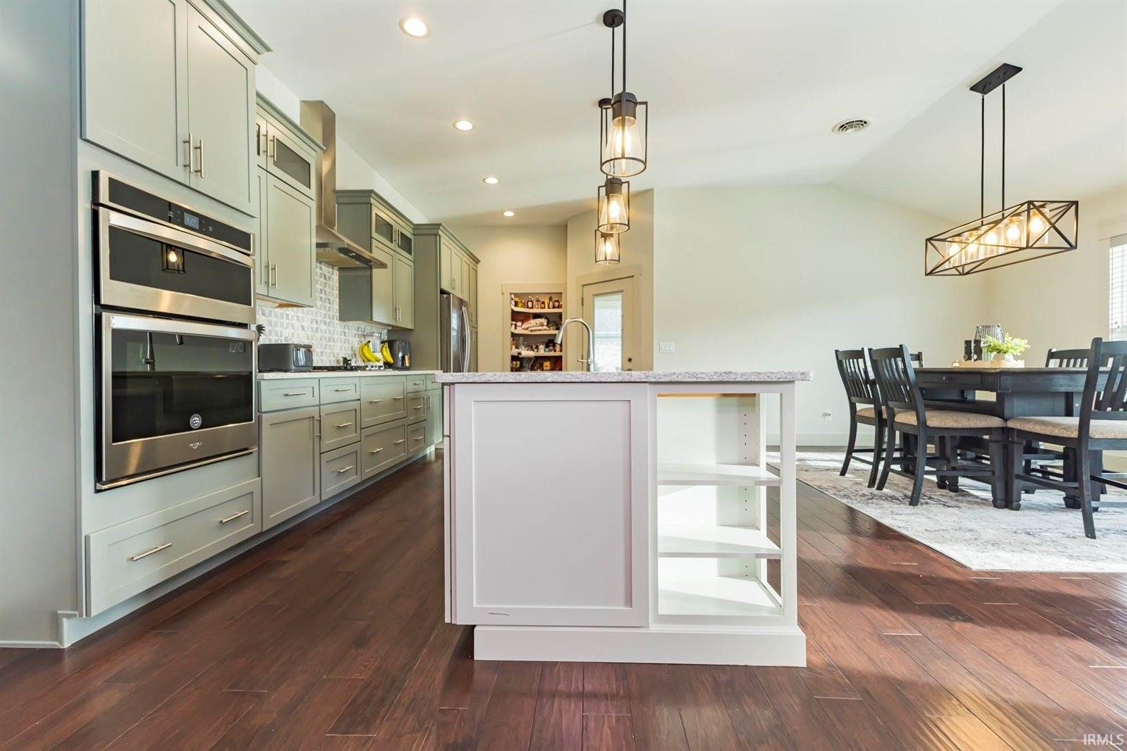 5513 W Sawgrass Way, Muncie, IN 47304