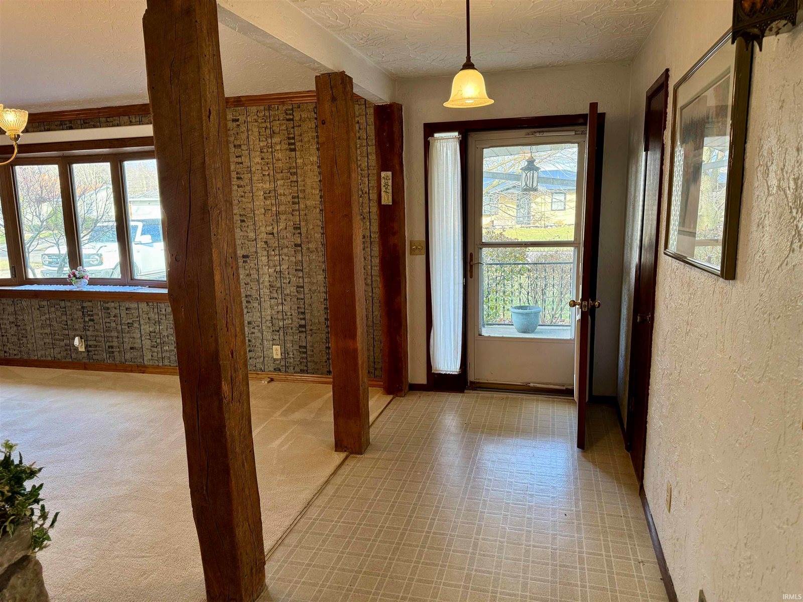 3005 W Sunblest Drive, Muncie, IN 47302