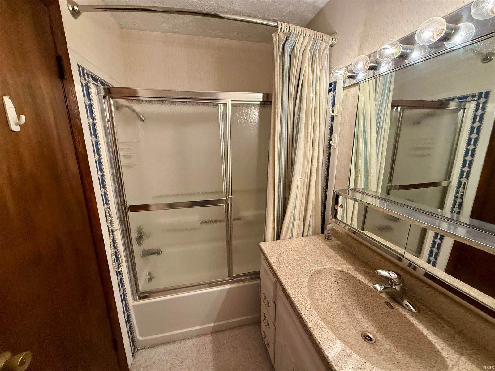 3005 W Sunblest Drive, Muncie, IN 47302