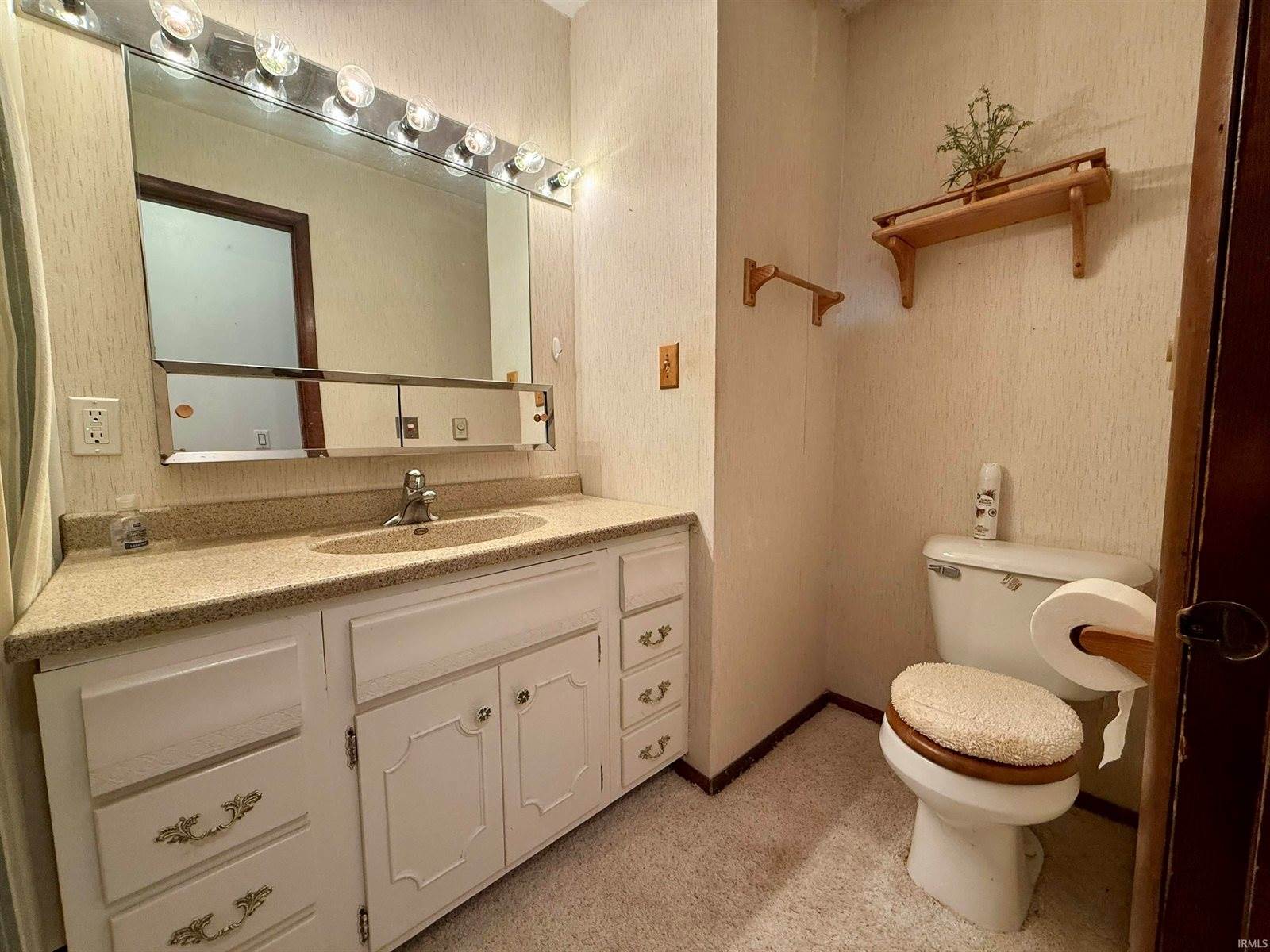 3005 W Sunblest Drive, Muncie, IN 47302