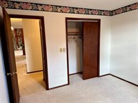 3005 W Sunblest Drive, Muncie, IN 47302