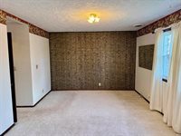 3005 W Sunblest Drive, Muncie, IN 47302