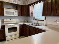 3005 W Sunblest Drive, Muncie, IN 47302