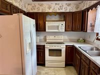 3005 W Sunblest Drive, Muncie, IN 47302