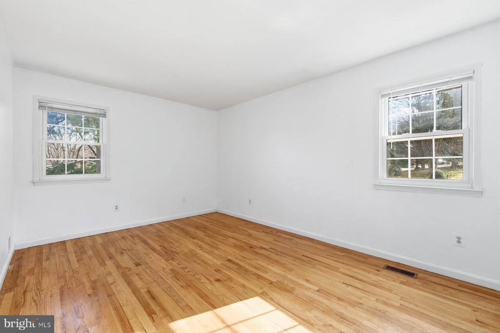 11733 Becket Street, Potomac, MD 20854