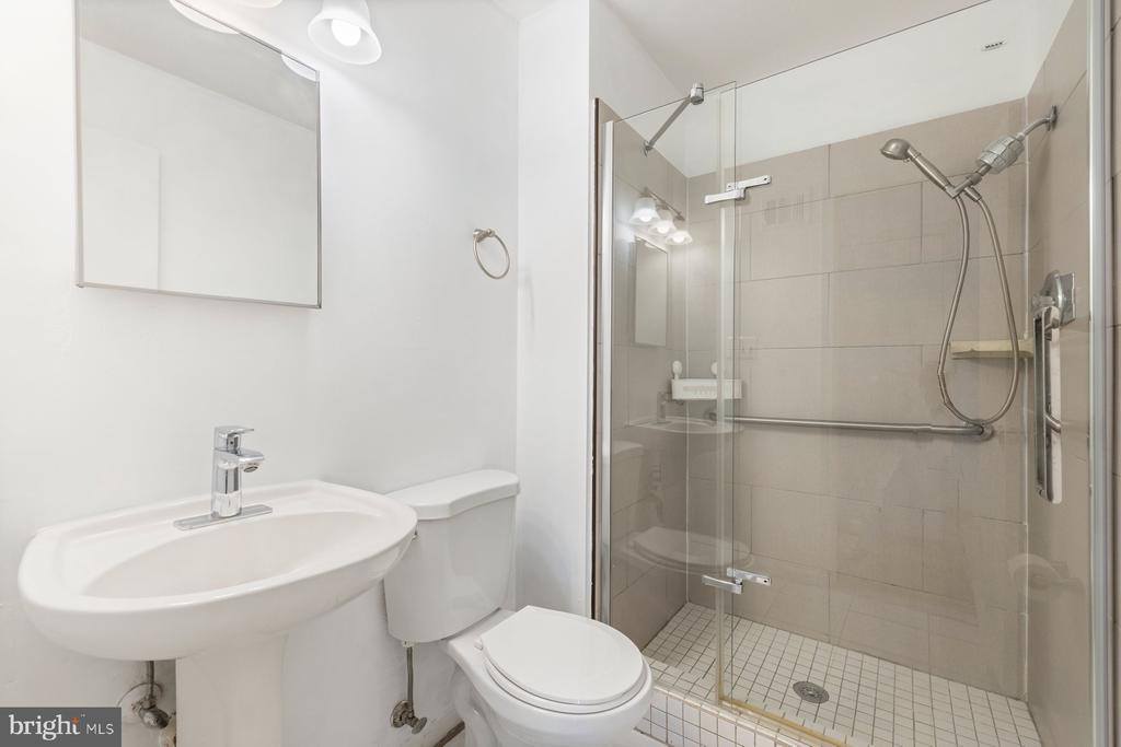 11733 Becket Street, Potomac, MD 20854