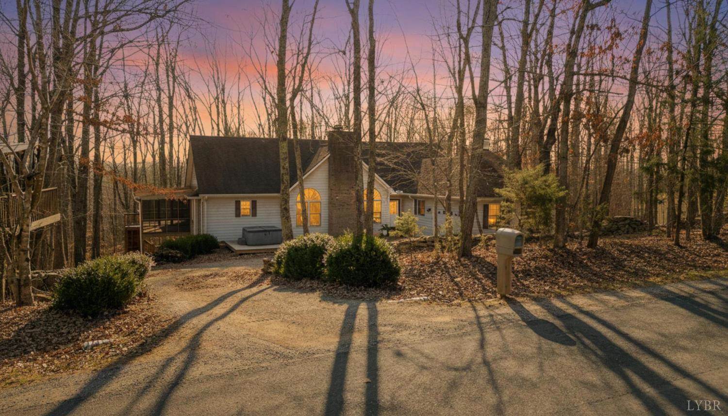 556 Pendleton Drive, Amherst, VA 24521