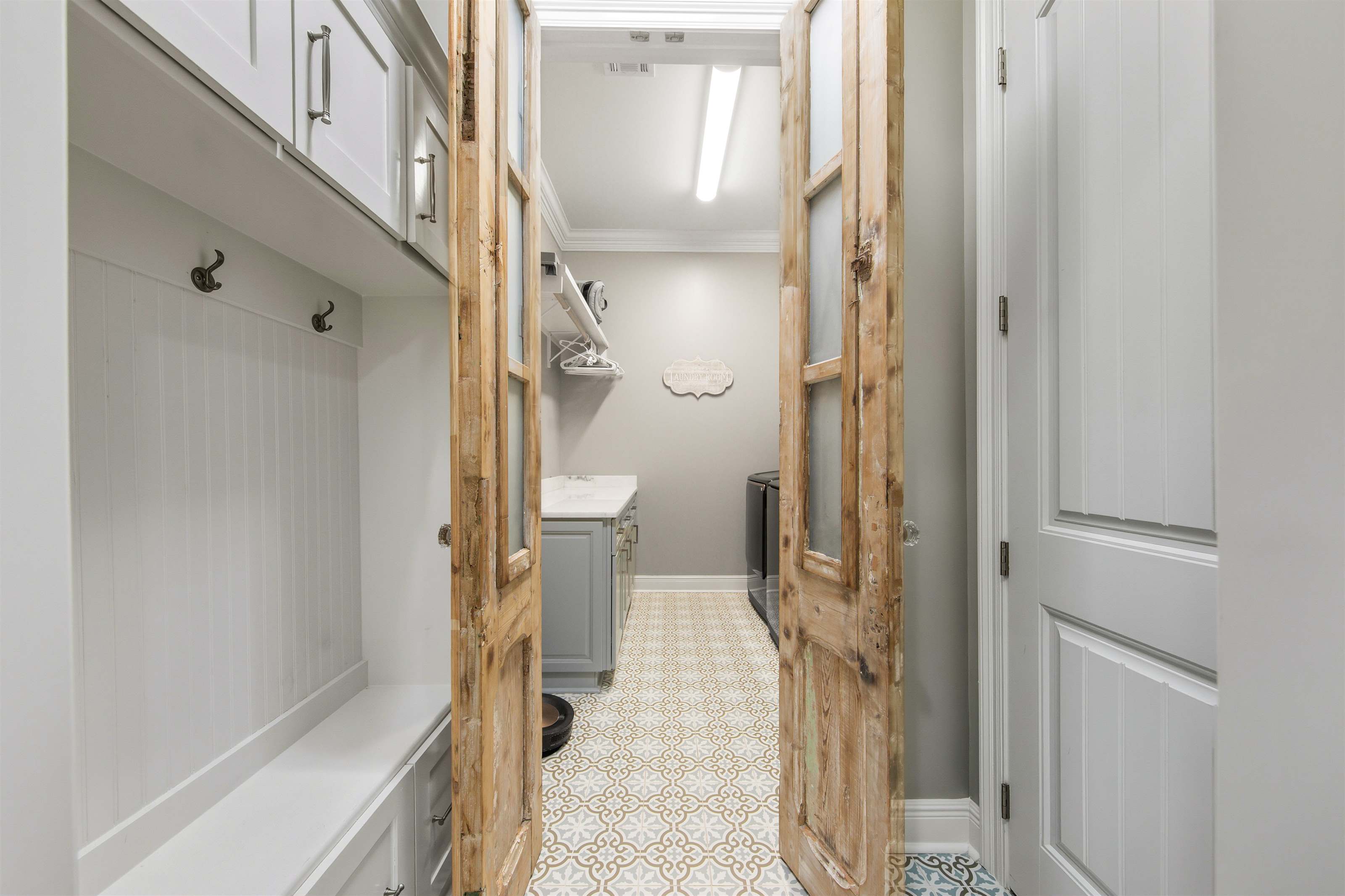 207 Flores Court, Lafayette, LA 70507