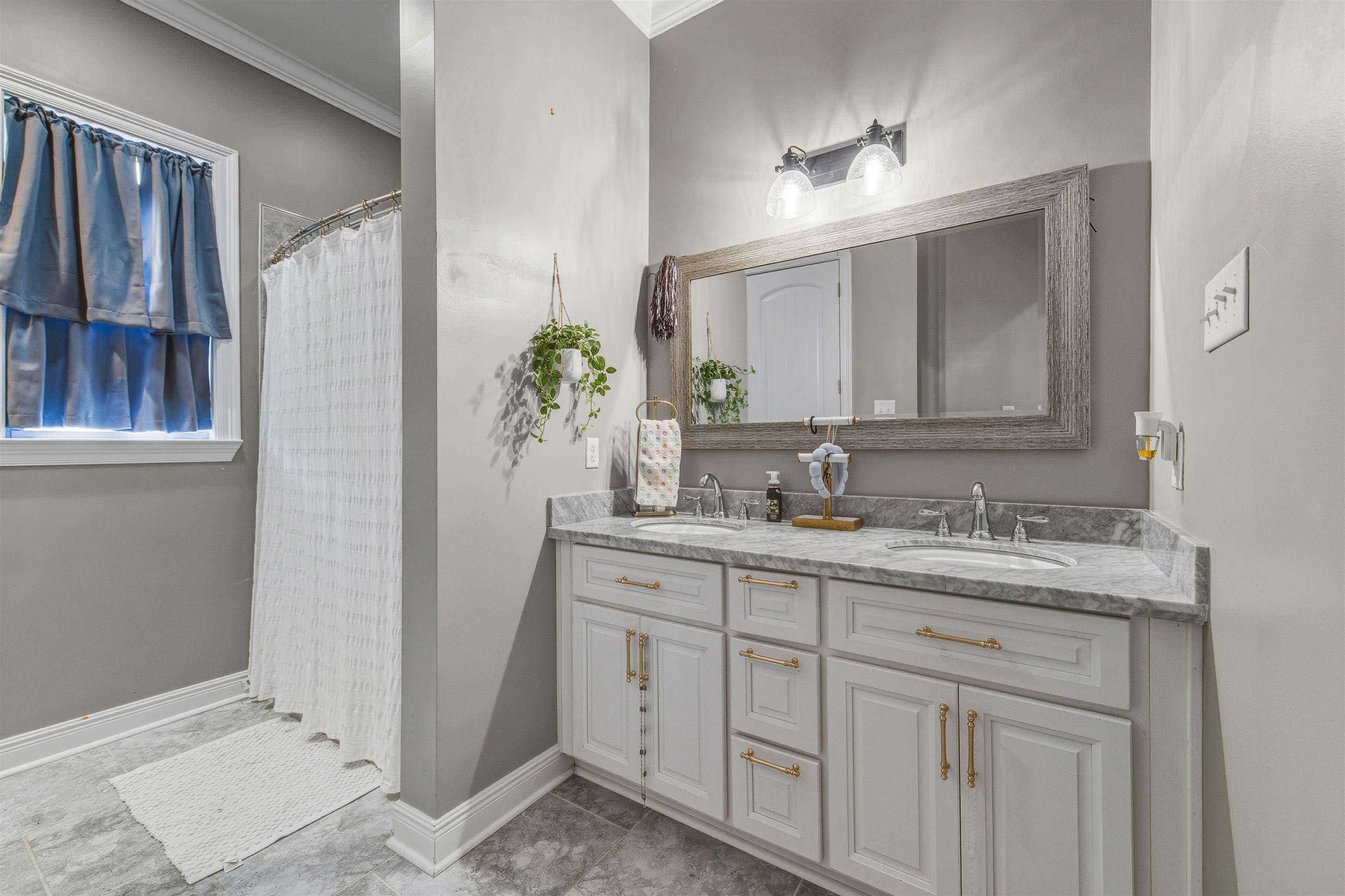 207 Flores Court, Lafayette, LA 70507