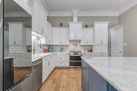 207 Flores Court, Lafayette, LA 70507