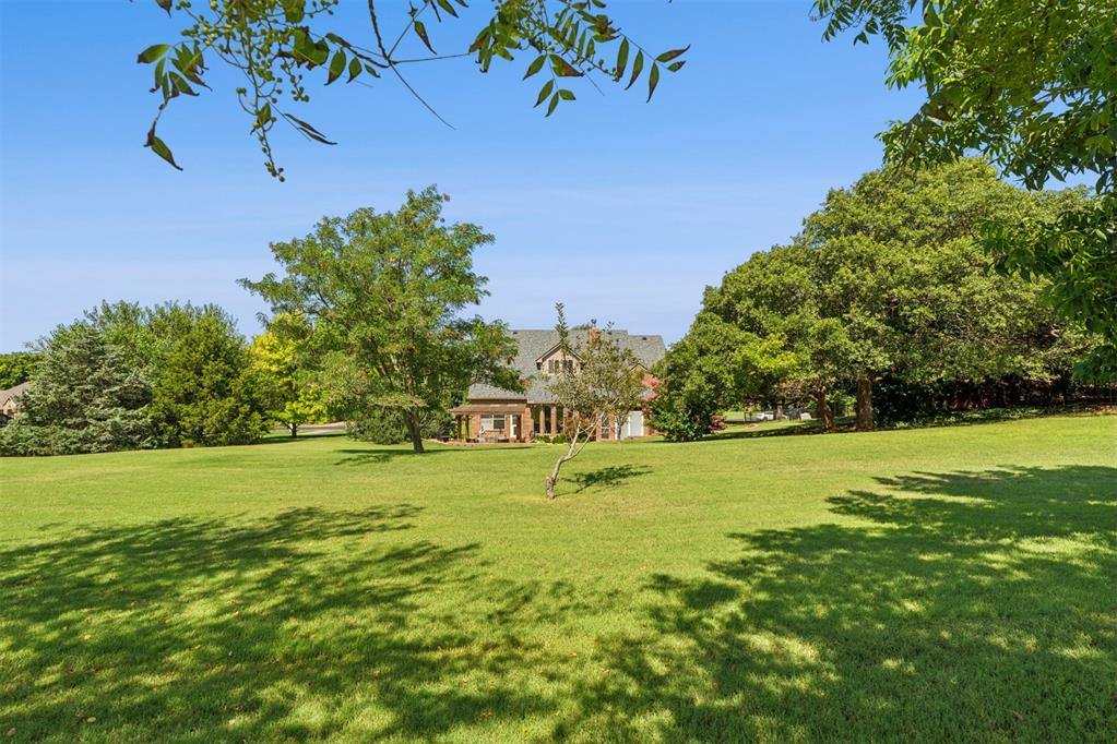 6796 Stone Valley Drive, Edmond, OK 73034