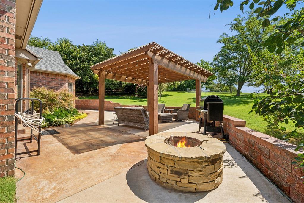 6796 Stone Valley Drive, Edmond, OK 73034