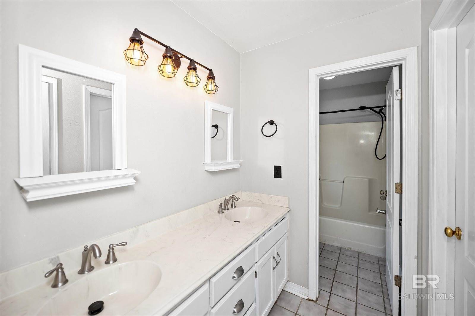 116 Fernwood Circle, Daphne, AL 36526