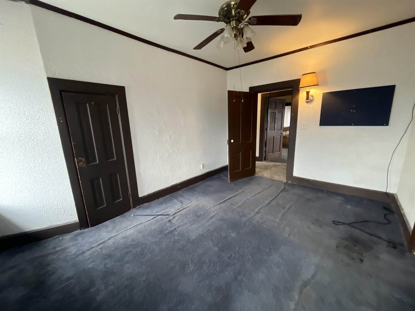 3302 Rockingham Rd Road, Davenport, IA 52802