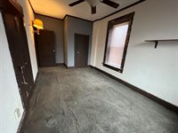 3302 Rockingham Rd Road, Davenport, IA 52802