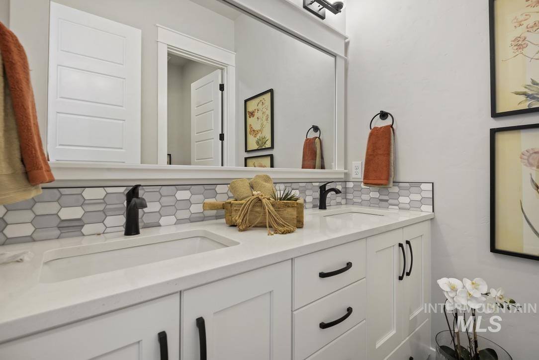 6282 West Evita St, Eagle, ID 83616