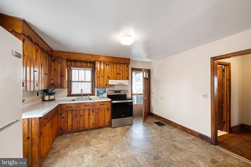 34 Meadow Avenue, Camden Wyoming, DE 19934