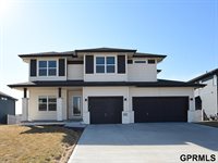 18421 Merion Drive, Omaha, NE 68136
