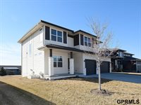 18421 Merion Drive, Omaha, NE 68136