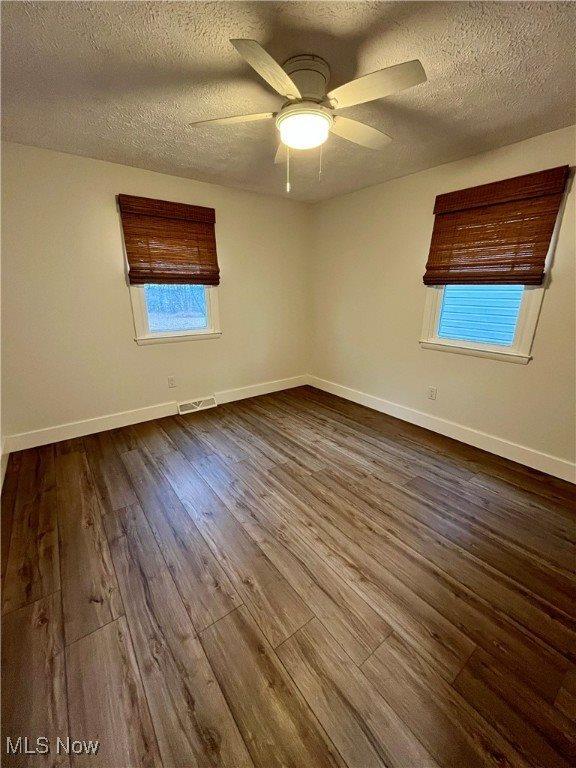 5589 Middletown Road East, New Middletown, OH 44442