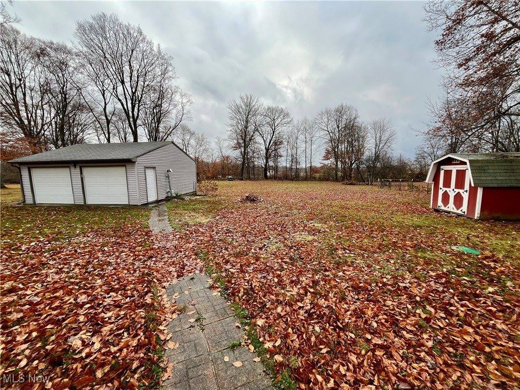 5589 Middletown Road East, New Middletown, OH 44442