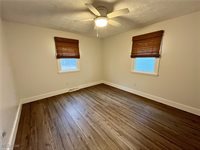 5589 Middletown Road East, New Middletown, OH 44442