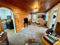 5589 Middletown Road East, New Middletown, OH 44442