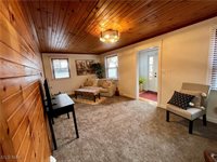 5589 Middletown Road East, New Middletown, OH 44442