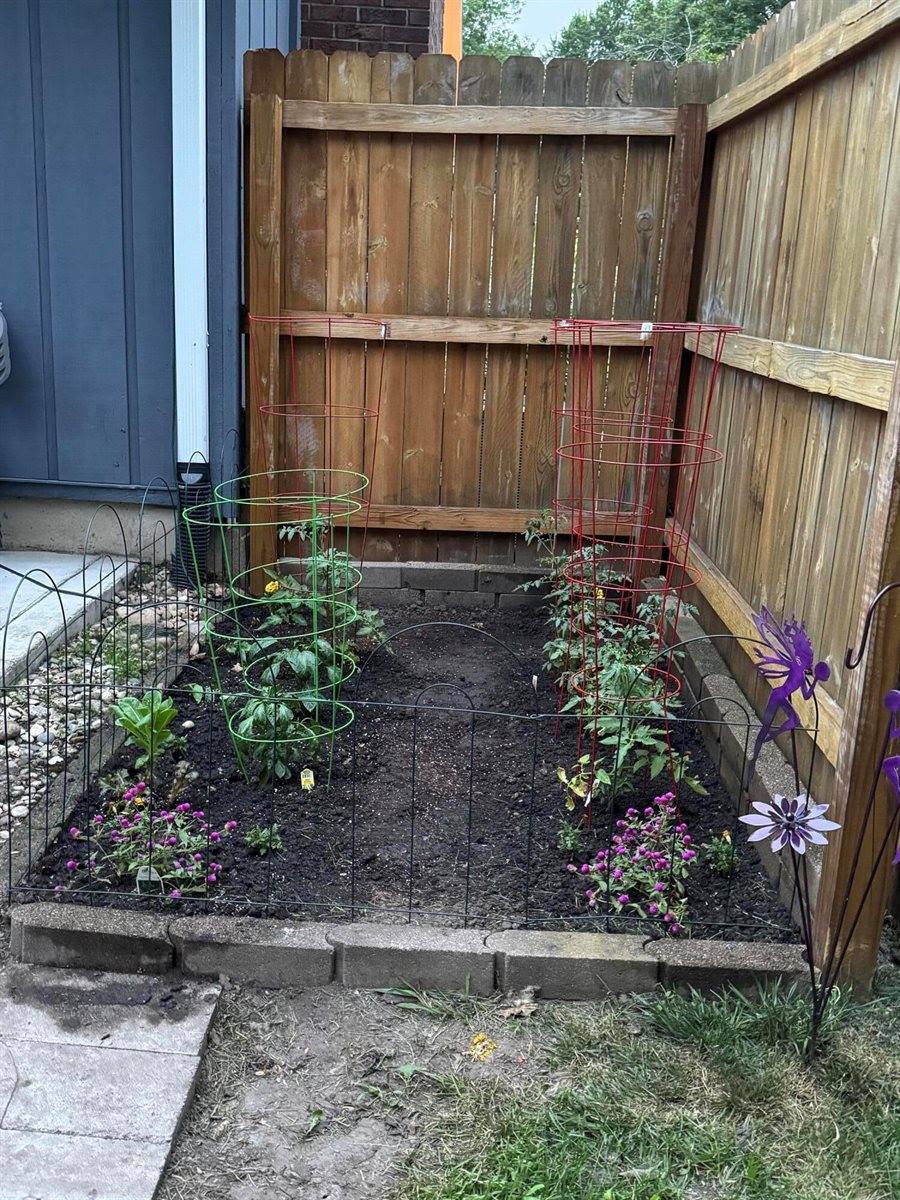 201 Mandalay Drive, OshtemoCharterTownship_Kalamazoo, MI 49009