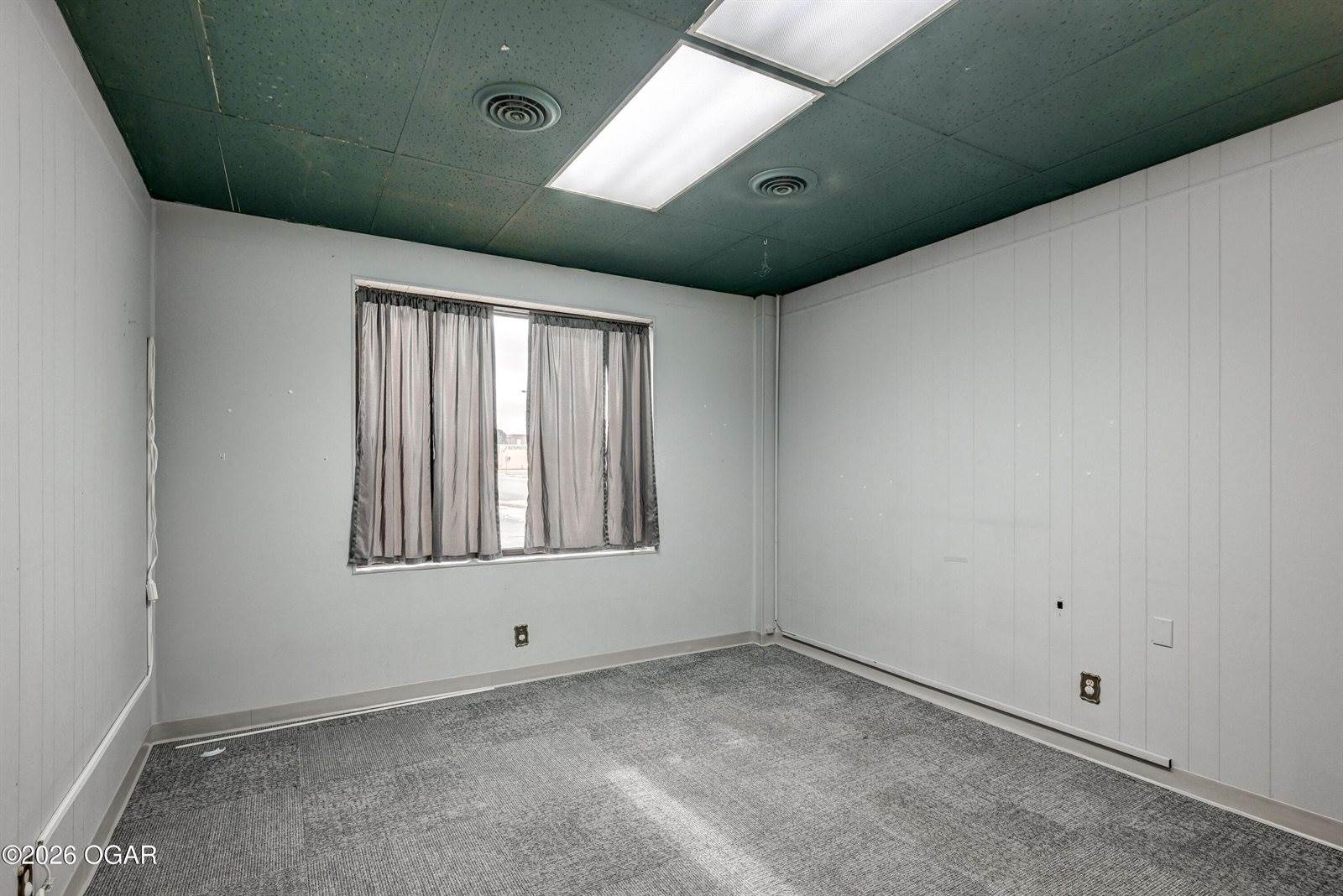 204 East 7th Street, Joplin, MO 64801