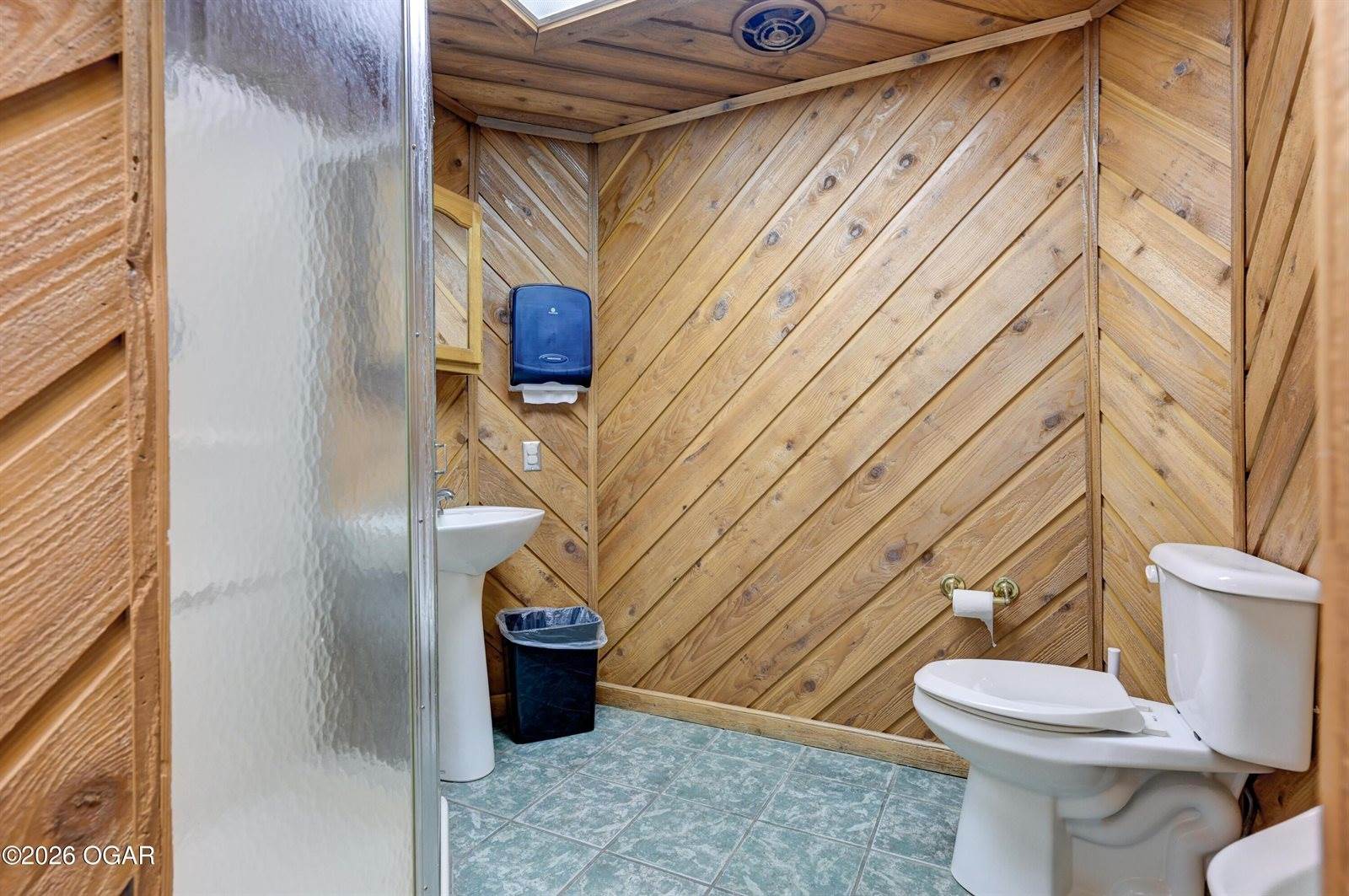 204 East 7th Street, Joplin, MO 64801