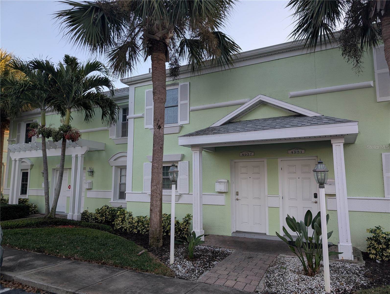 4957 Cobia Drive SE, Saint Petersburg, FL 33705