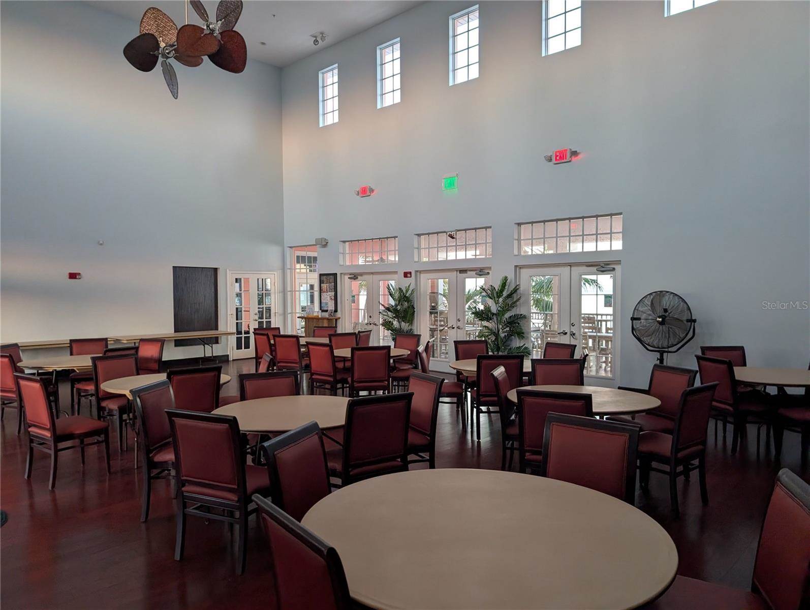 4957 Cobia Drive SE, Saint Petersburg, FL 33705