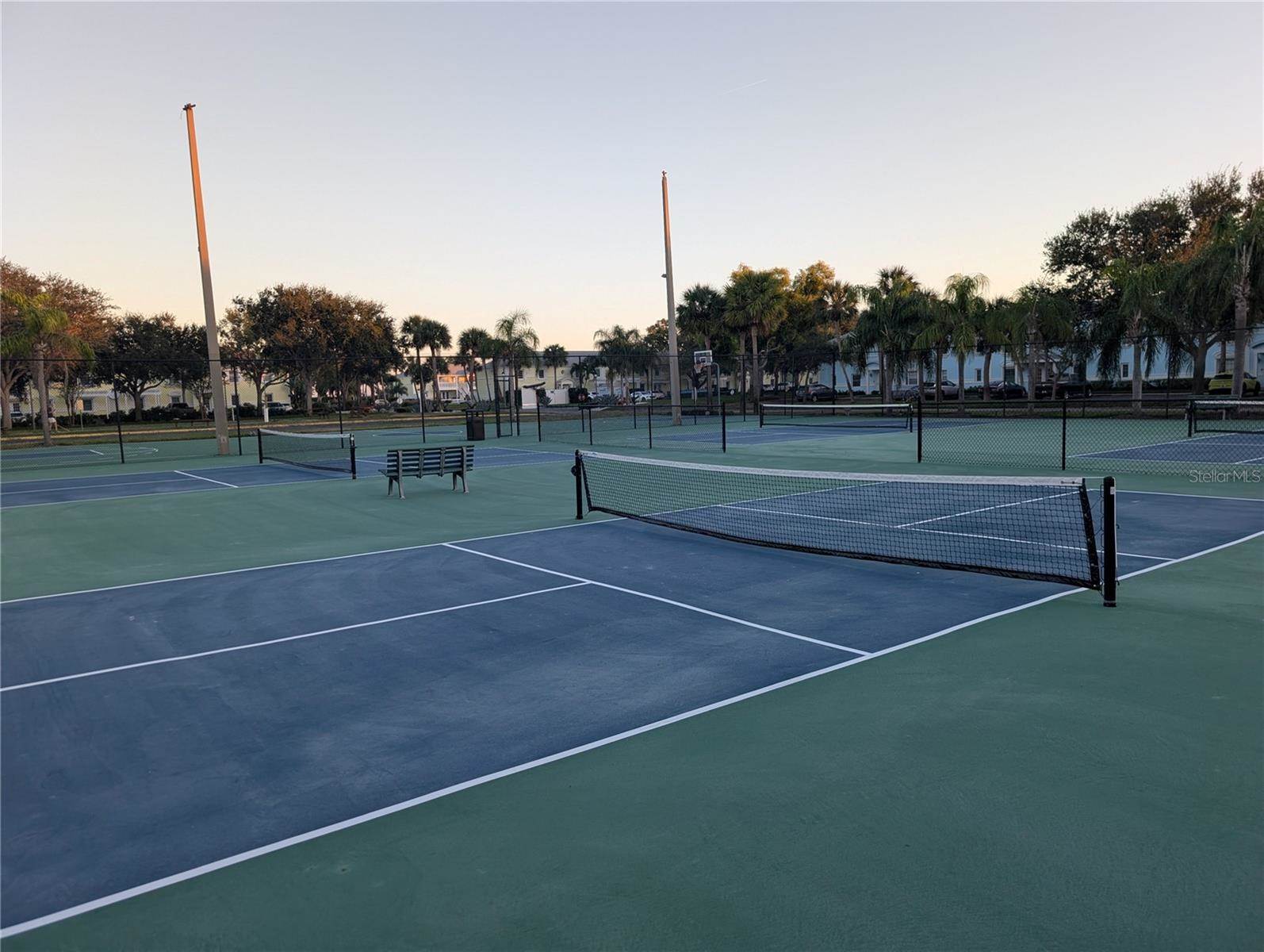 4957 Cobia Drive SE, Saint Petersburg, FL 33705