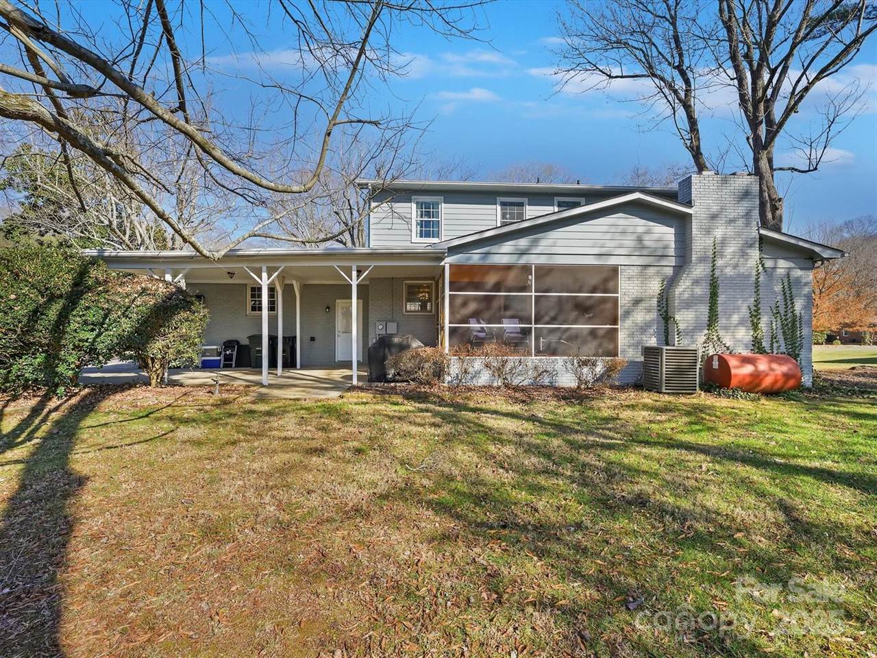 1104 Oak Hill Drive, Monroe, NC 28112