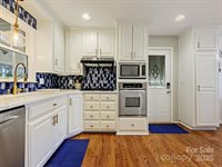 1104 Oak Hill Drive, Monroe, NC 28112