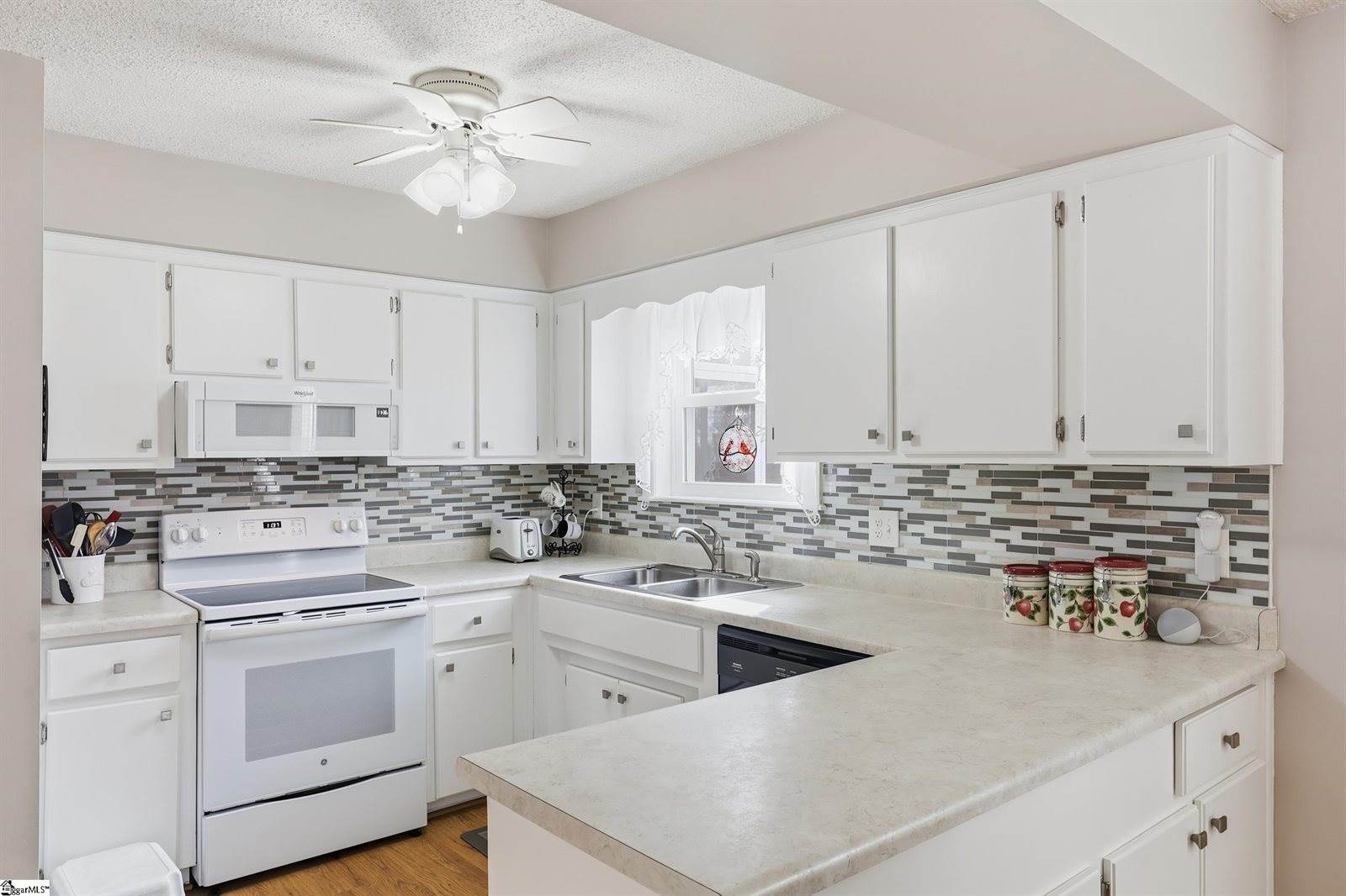 6353 Greenfield, Spartanburg, SC 29303