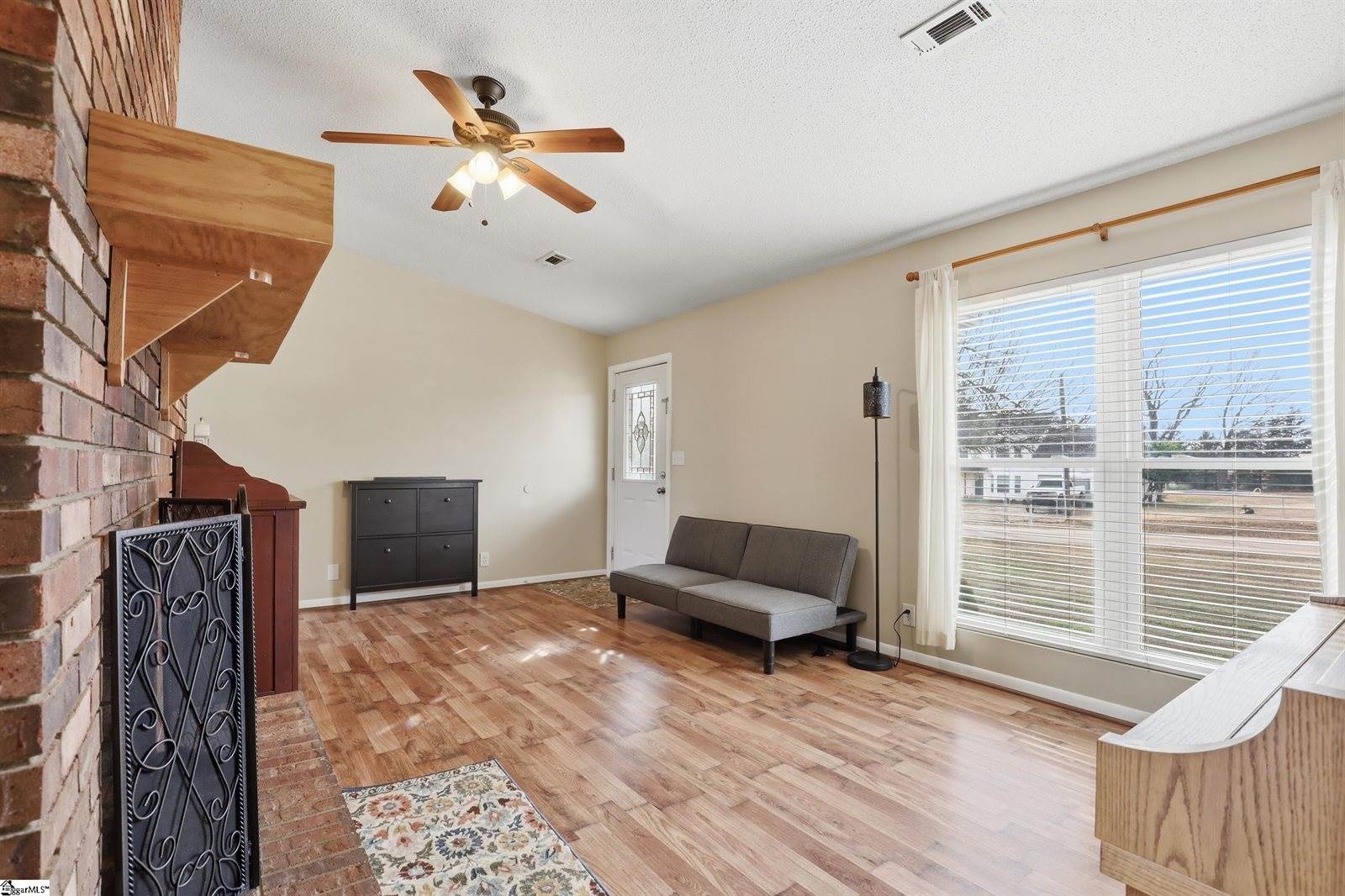 6404 Greenfield, Spartanburg, SC 29303