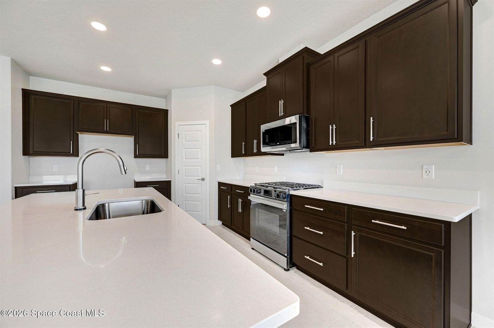 2792 Burnham Lane, Melbourne, FL 32940