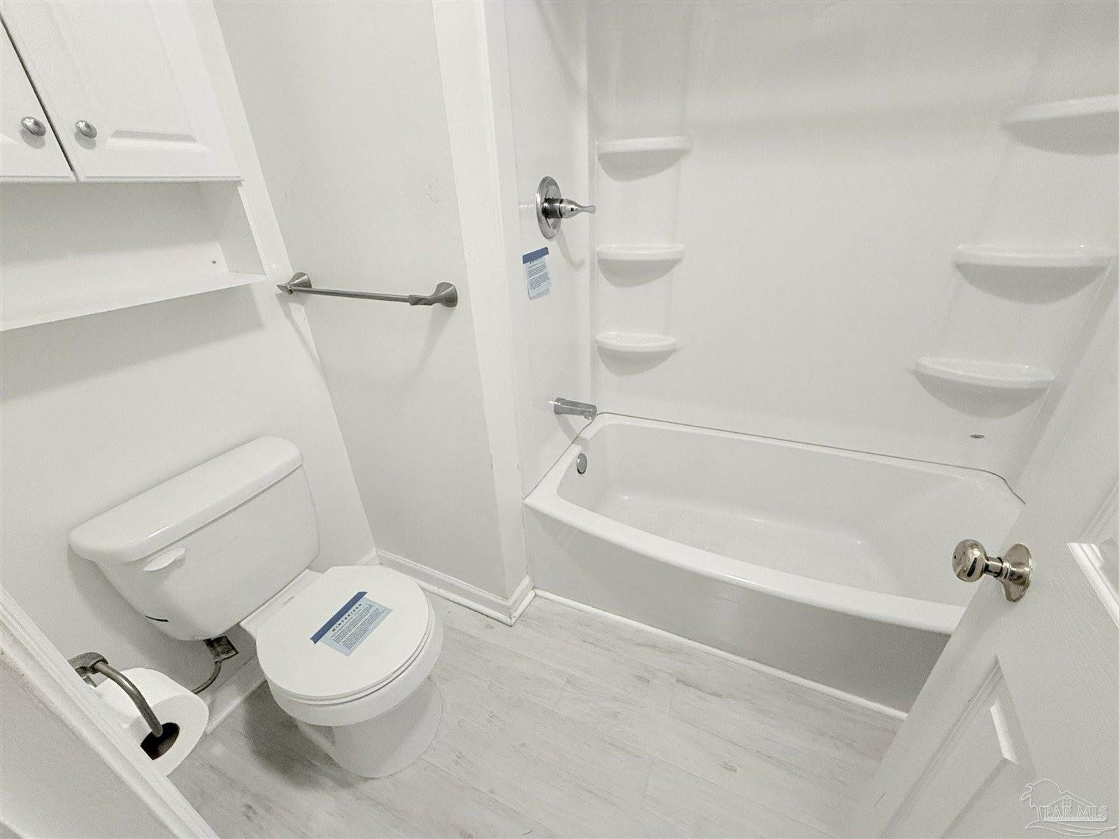 4175 Bell Ln, Pace, FL 32571