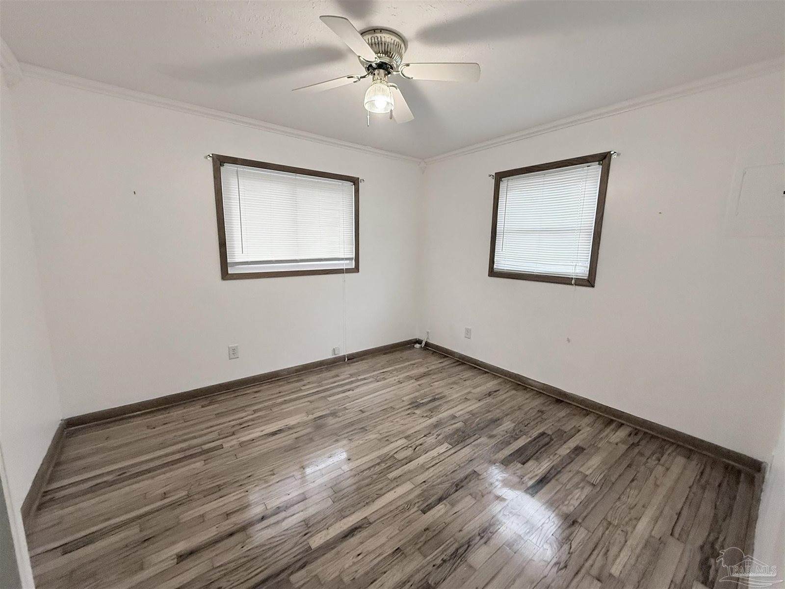 4175 Bell Ln, Pace, FL 32571