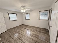 4175 Bell Ln, Pace, FL 32571