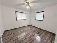 4175 Bell Ln, Pace, FL 32571