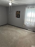 108 Andrea Court, Cleveland, IL 61241