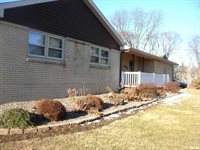 108 Andrea Court, Cleveland, IL 61241