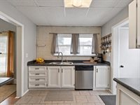 1658 West Lombard Street, Davenport, IA 52804