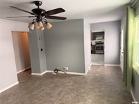 1115 Spruce Hills Drive, Bettendorf, IA 52722