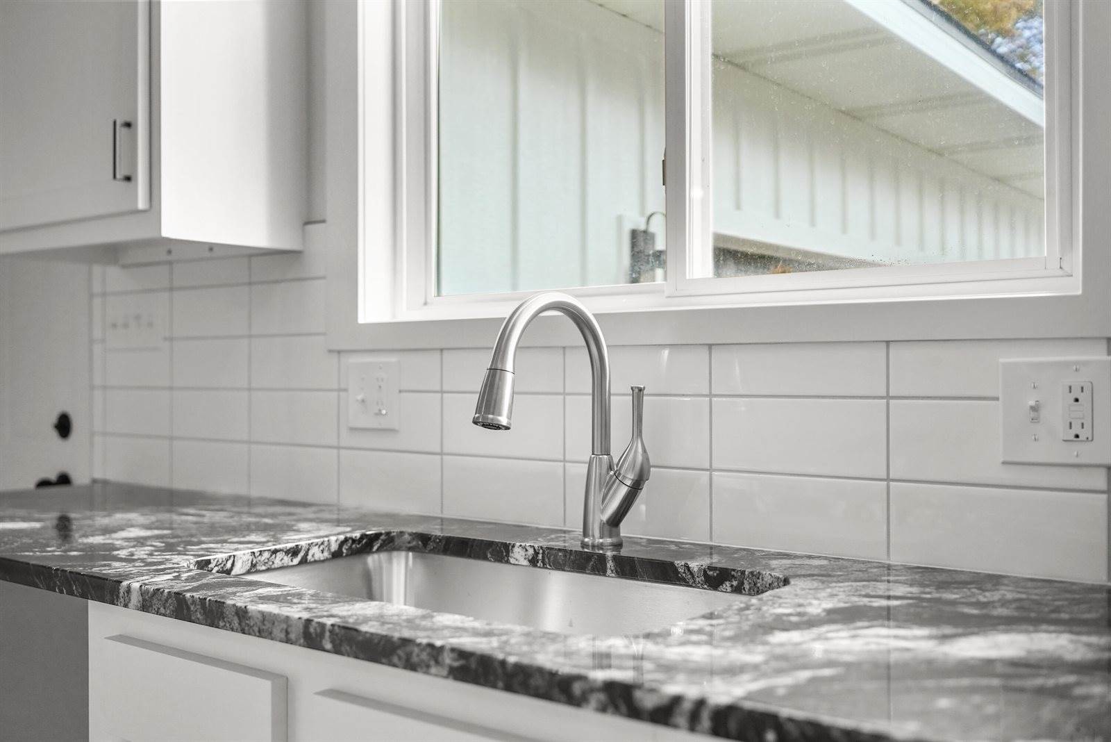 112 McKee Street, Houghton Lake, MI 48629